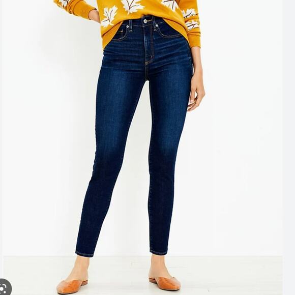 LOFT Dark Wash High Rise Skinny Jeans Size 8/29P - Picture 1 of 9